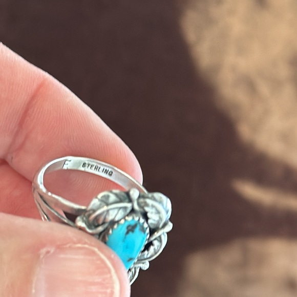 Vintage Turquoise Sterling Scrolled Leaves Ring🔥🔥🤩 size 8 1/2” - Picture 6 of 10